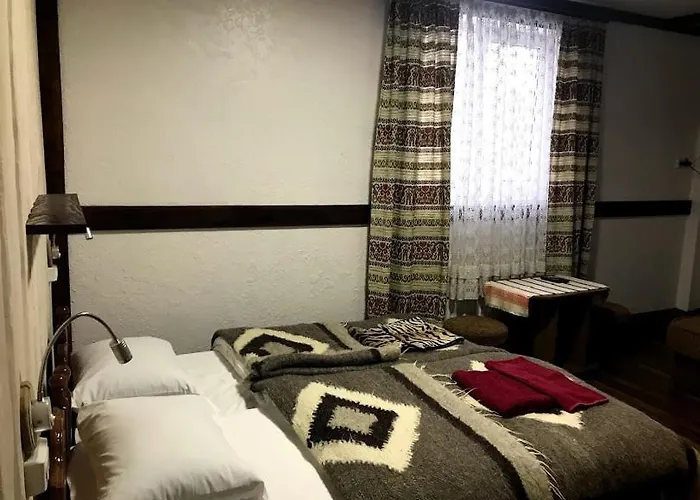 Motel Fayniy Tatariv