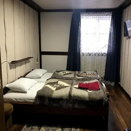 Fayniy Motel *